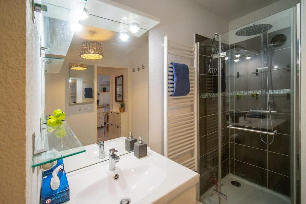 Fully Equipped Apartment With Terrace Sleeps 4 Марсель Экстерьер фото