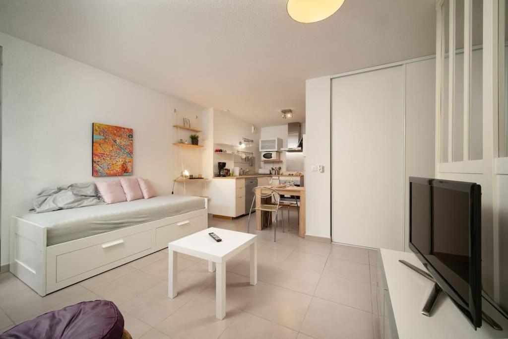 Fully Equipped Apartment With Terrace Sleeps 4 Марсель Экстерьер фото
